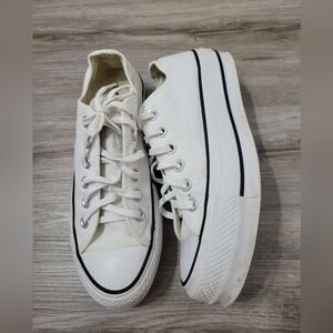 Converse Platform Sneakers Size 6.5